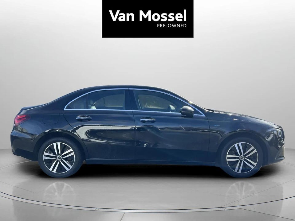 Mercedes A250 e 1,3 Progressive aut. 4d