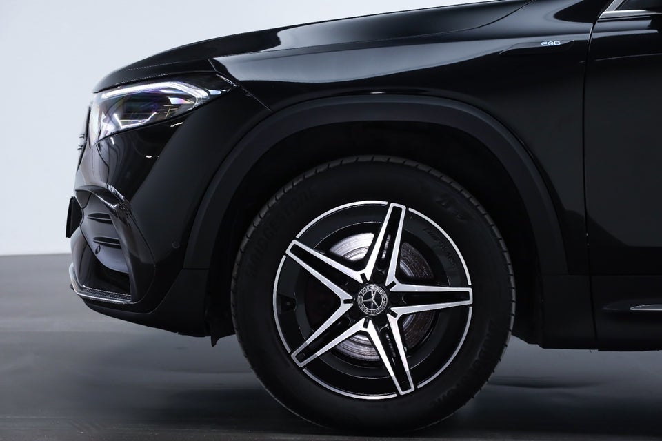 Mercedes EQB300 AMG Line 4Matic 7prs 5d