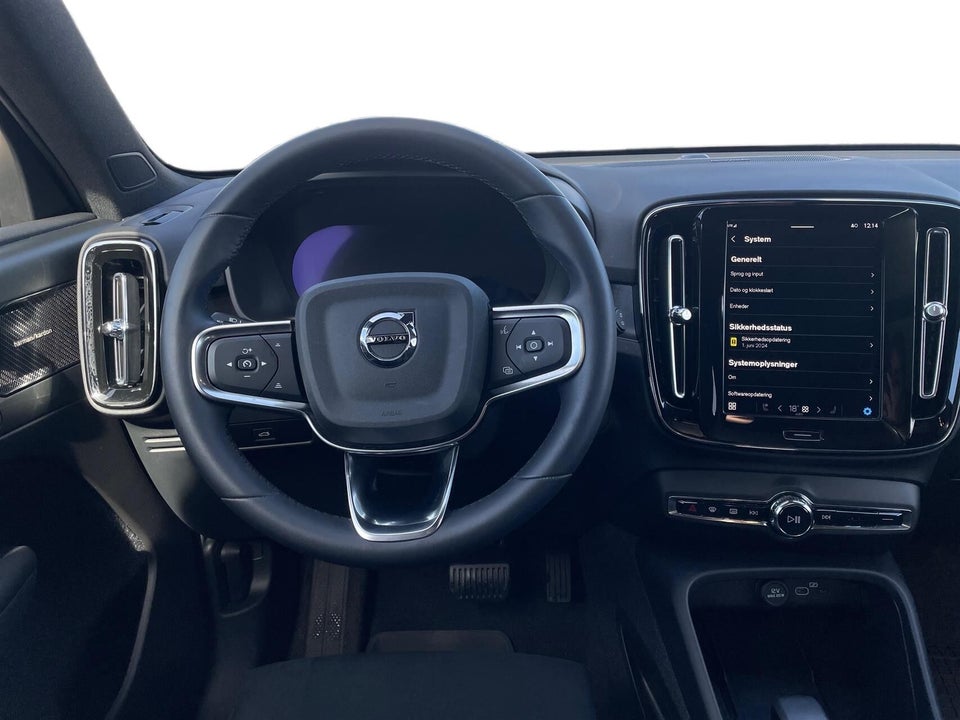 Volvo XC40 ReCharge Twin Ultimate 5d
