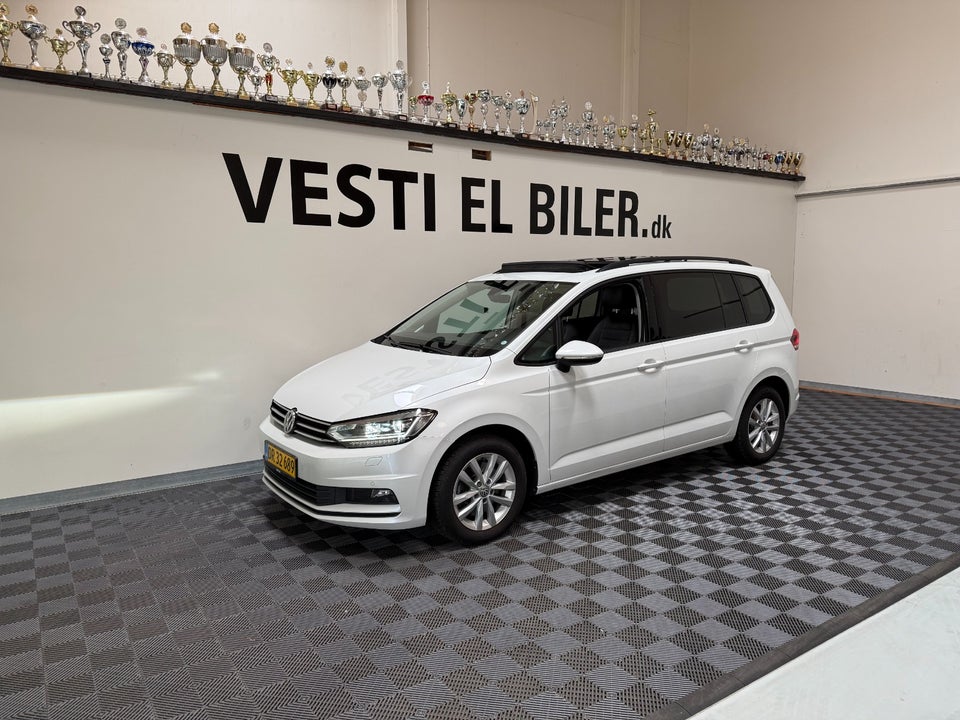 VW Touran 1,6 TDi 115 Highline Van 5d