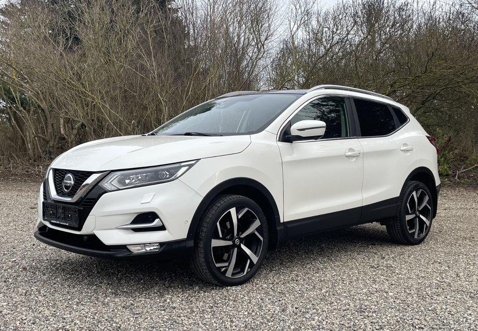 Nissan Qashqai 1,3 Dig-T 160 Tekna+ 5d