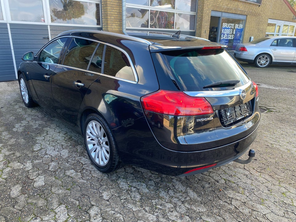 Opel Insignia 2,0 CDTi 160 Cosmo Sports Tourer eco 5d