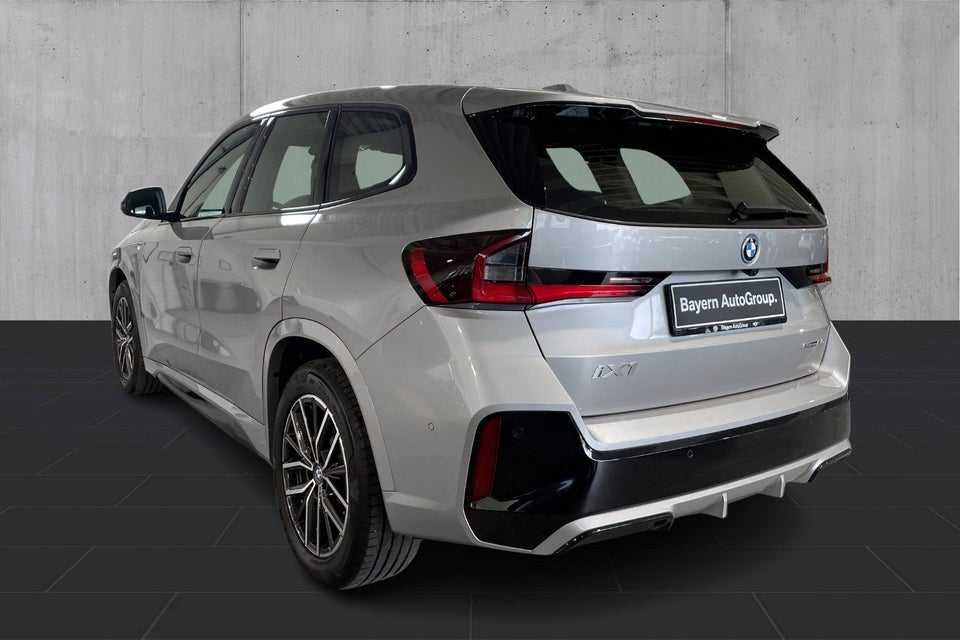 BMW iX1 eDrive20 M-Sport 5d