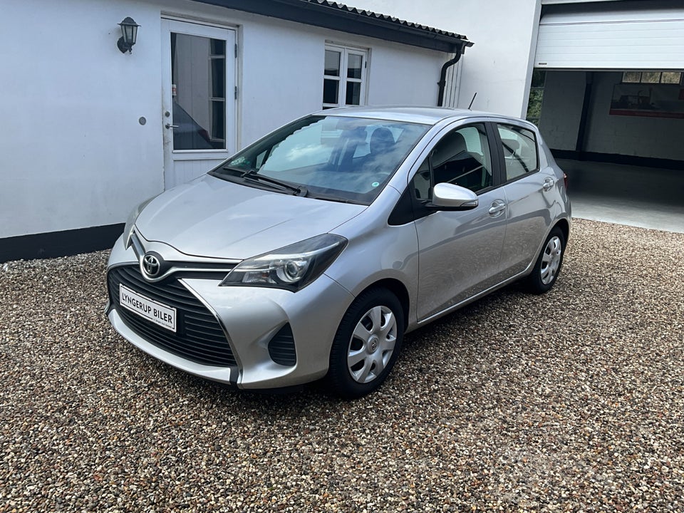 Toyota Yaris 1,0 VVT-i T2 Komfort 5d