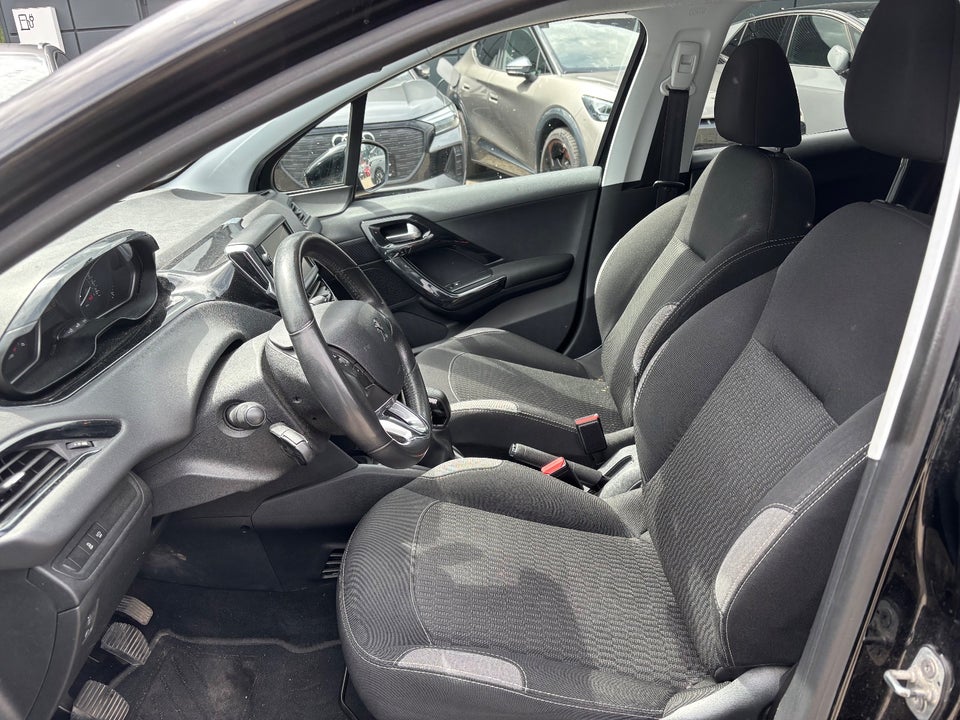Peugeot 208 1,6 BlueHDi 100 Active 5d