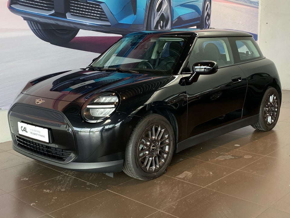 MINI Cooper E Essential Trim XS 3d