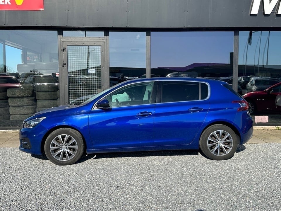 Peugeot 308 1,6 BlueHDi 120 Allure Sky 5d