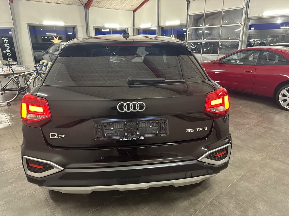 Audi Q2 35 TFSi Prestige S-tr. 5d