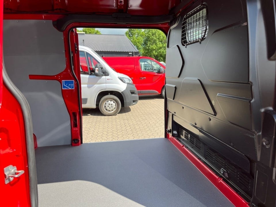 Ford Transit Custom 300L 2,0 TDCi 130 Trend