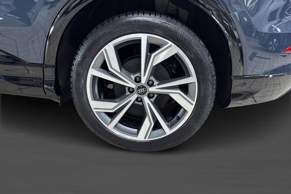 Audi Q4 e-tron performance 5d