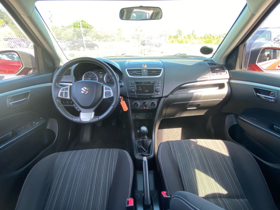 Suzuki Swift 1,2 Dualjet Comfort 5d