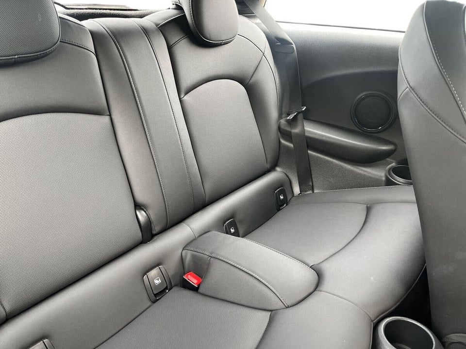 MINI Cooper SE Edition Premium Plus 3d