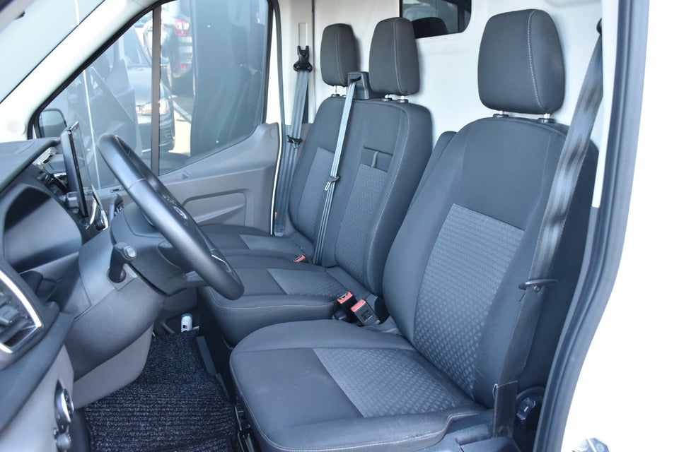 Ford E-Transit 350 L3 Van 68 Trend H2 RWD