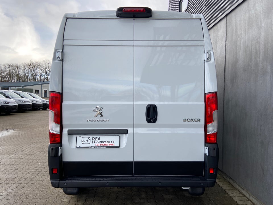 Peugeot Boxer 435 2,2 BlueHDi 165 L3H2 Premium