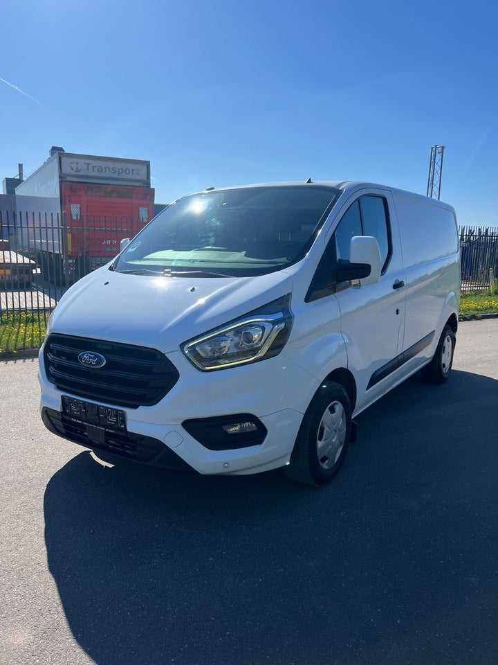 Ford Transit Custom 300 L2 2,0 TDCi 130 Ambiente