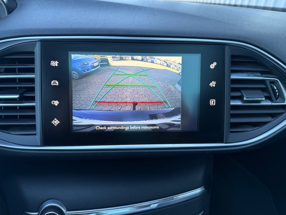 Peugeot 308 1,6 BlueHDi 120 Allure Sky SW EAT6 5d