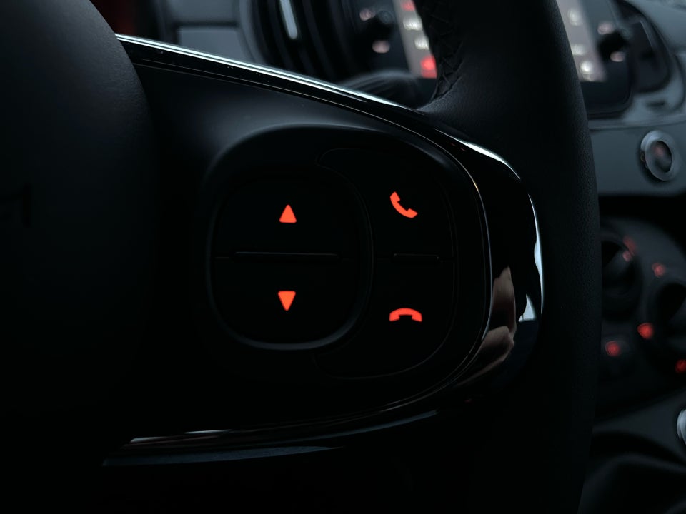 Fiat 500C 1,0 Hybrid Club 2d