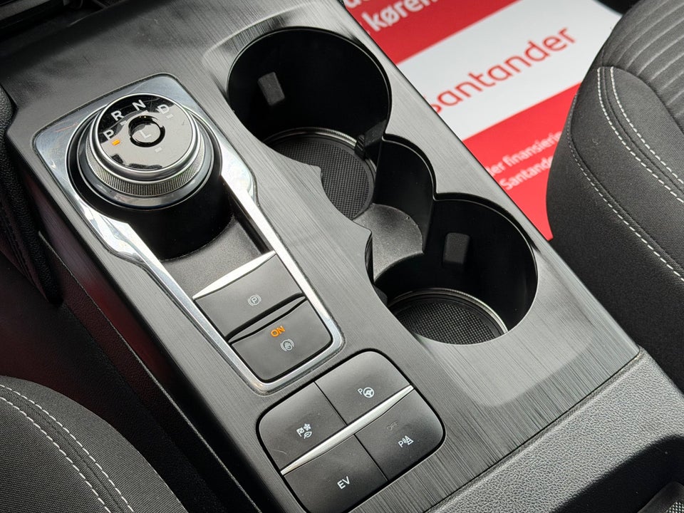 Ford Kuga 2,5 PHEV Titanium CVT 5d