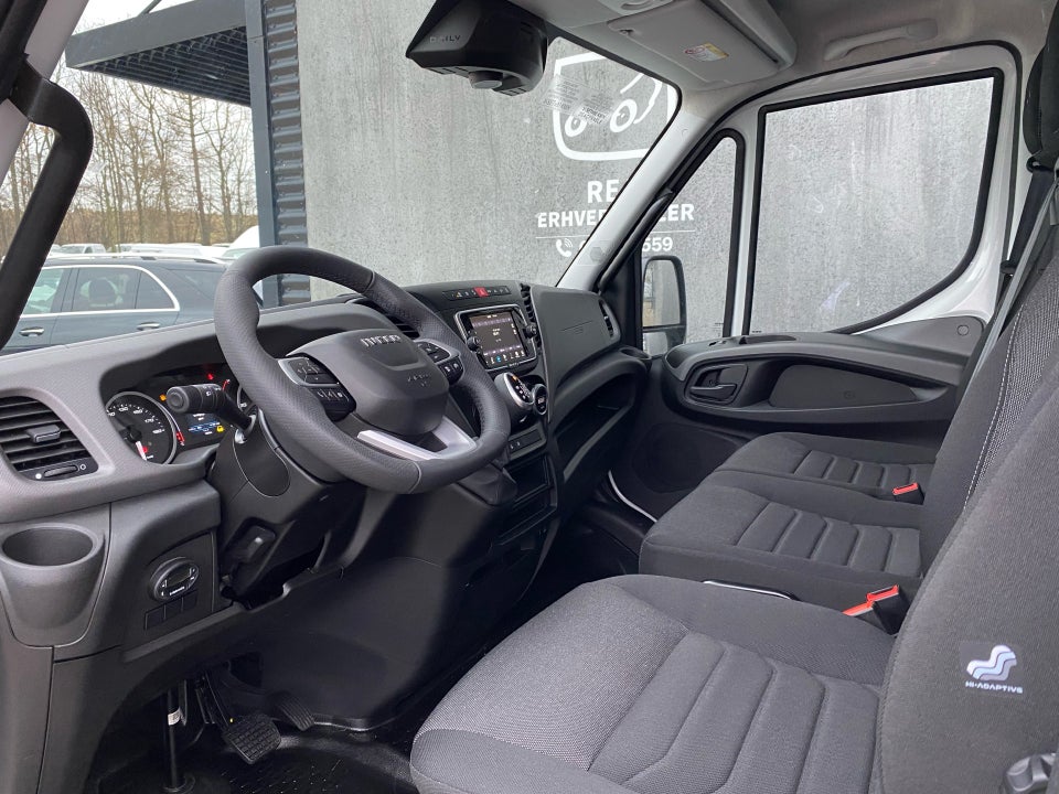 Iveco Daily 3,0 35S18 10,8m³ Van AG8