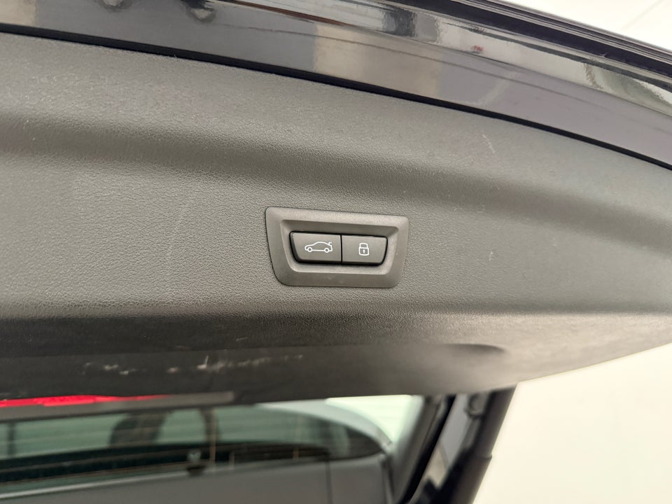 BMW iX1 xDrive30 X-Line 5d