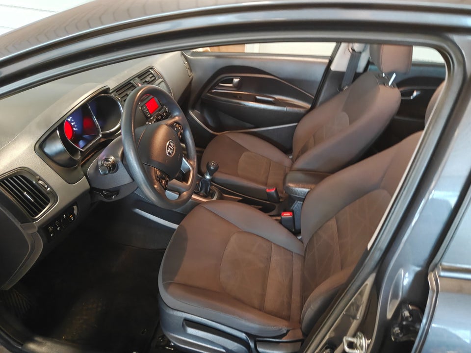 Kia Rio 1,2 CVVT Active 5d