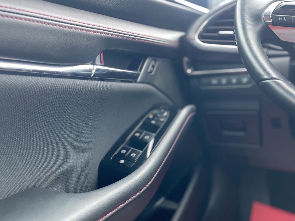 Mazda 3 2,0 e-SkyActiv-G 150 Homura aut. 5d