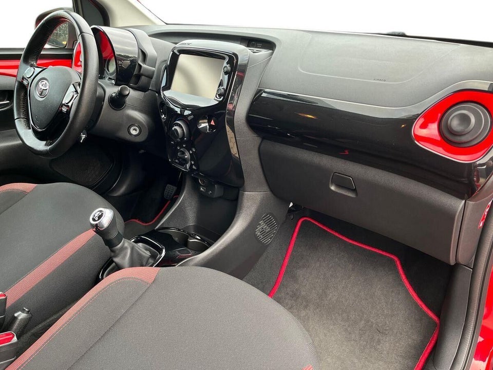 Toyota Aygo 1,0 VVT-i x-cite 5d