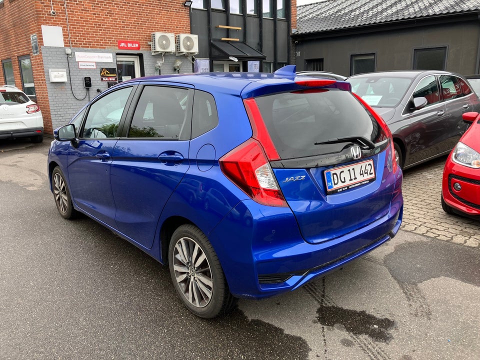 Honda Jazz 1,3 i-VTEC Elegance CVT 5d