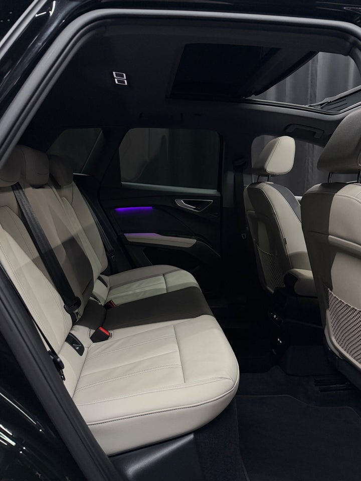 Audi Q4 e-tron 55 S-line quattro 5d