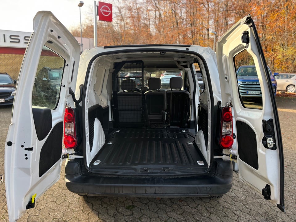 Peugeot Partner 1,6 BlueHDi 100 L1 Flex Van 5d