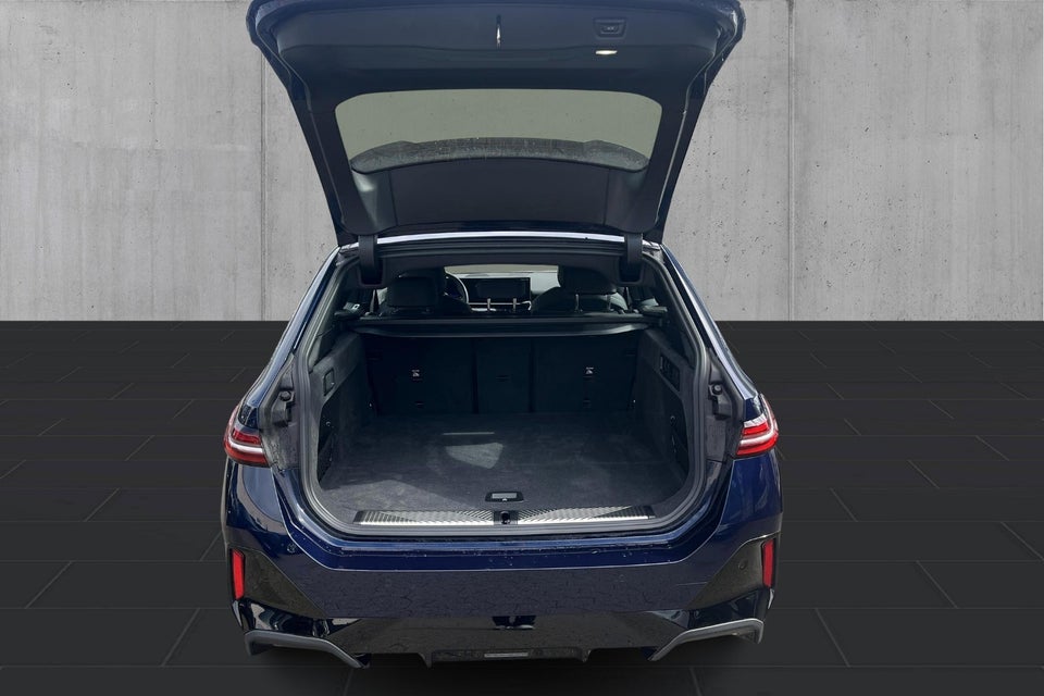 BMW i5 eDrive40 Touring M-Sport 5d