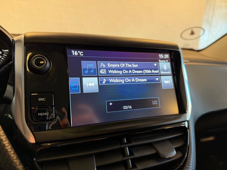 Peugeot 208 1,6 BlueHDi 100 Desire Sky 5d