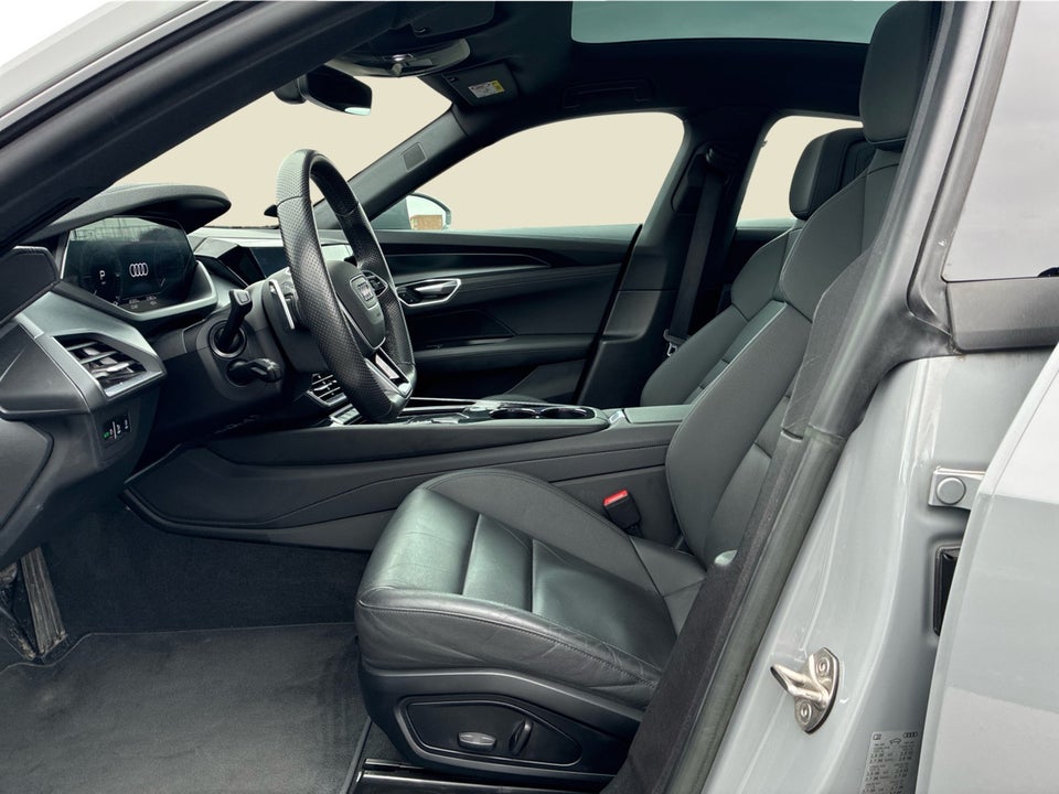 Audi e-tron GT quattro 4d