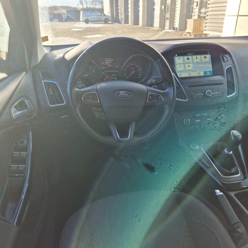 Ford Focus 1,0 SCTi 125 Titanium 5d