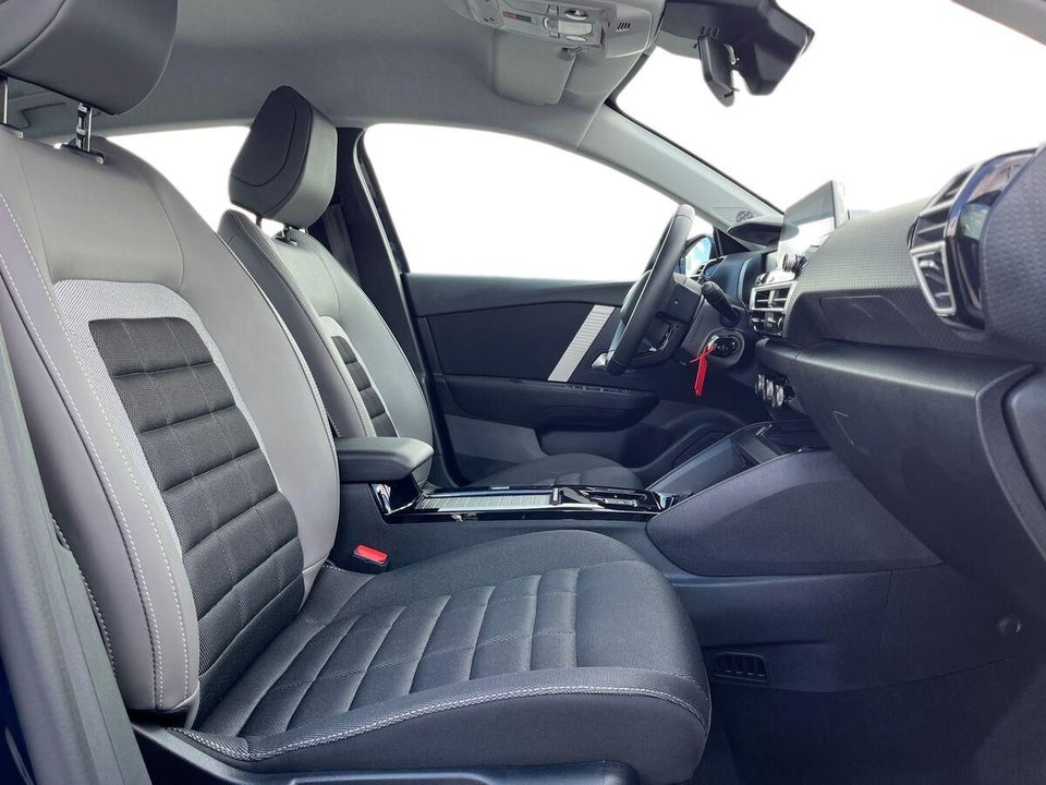 Citroën ë-C4 X 54 Plus 4d