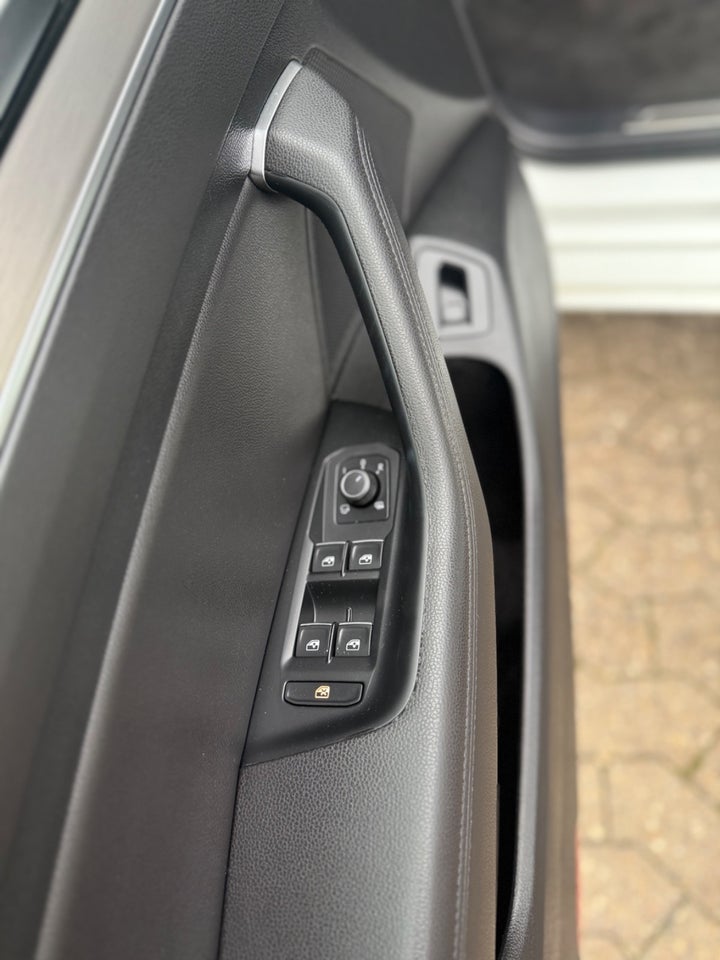 VW Passat 1,4 TSi 150 Highline+ Variant DSG 5d