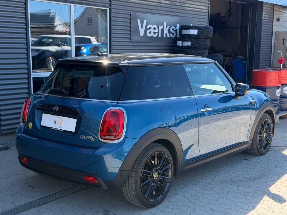 MINI Cooper SE Maximise 3d