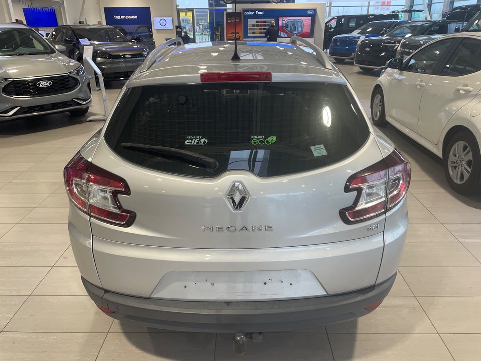 Renault Megane III 1,5 dCi 110 Expression Sport Tourer aut. 5d