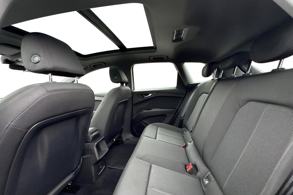 Audi Q4 e-tron 40 Attitude 5d