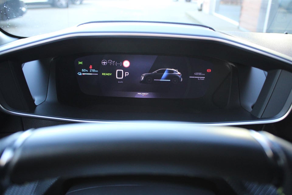 Peugeot e-208 54 GT 5d