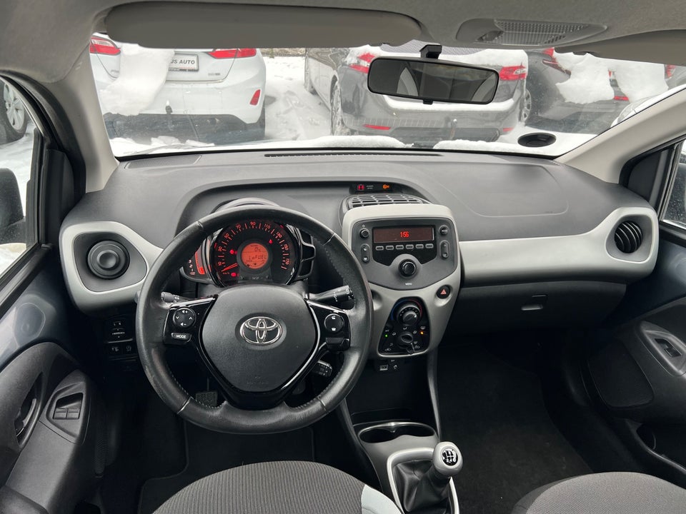 Toyota Aygo 1,0 VVT-i x 5d