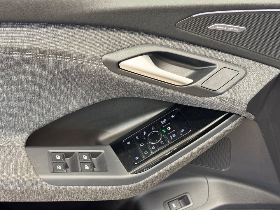 Audi Q6 e-tron Ultra quattro 5d