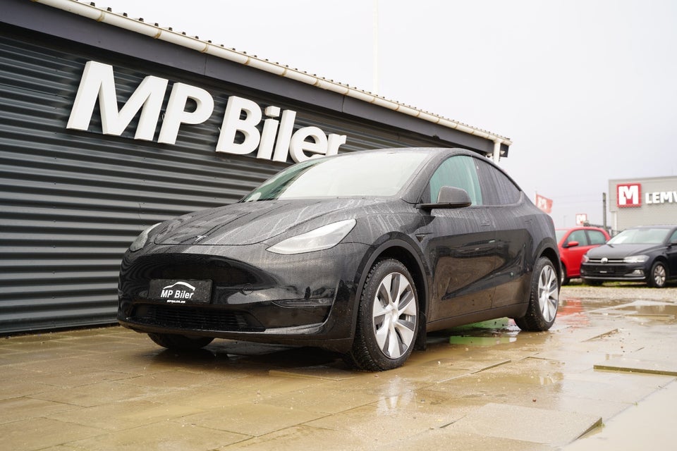 Tesla Model Y Long Range AWD 5d