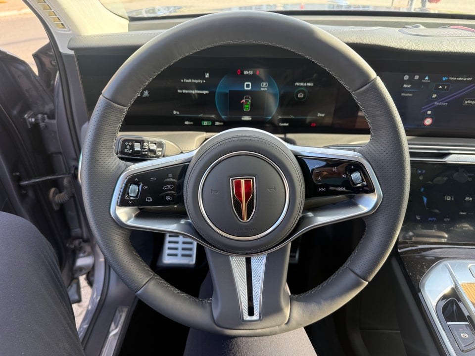 Hongqi E-HS9 84 Comfort 5d