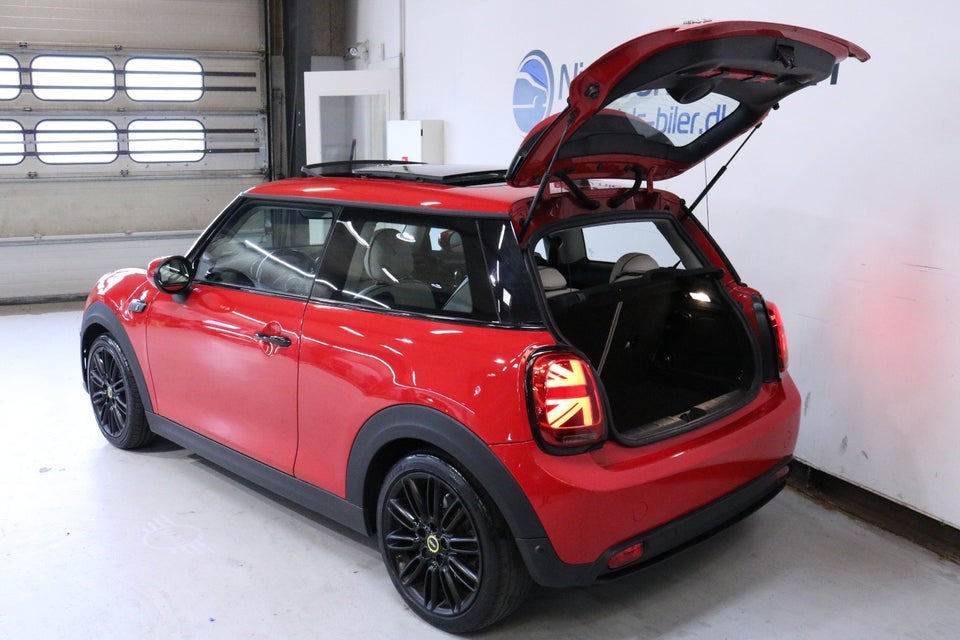 MINI Cooper SE Edition Premium Plus 3d