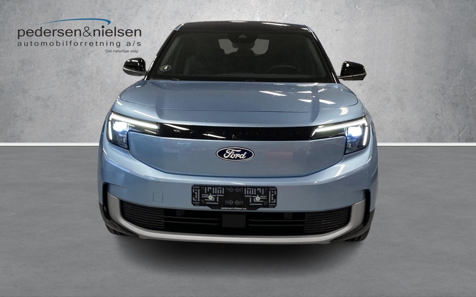 Ford Explorer 82 Premium Extended Range 5d