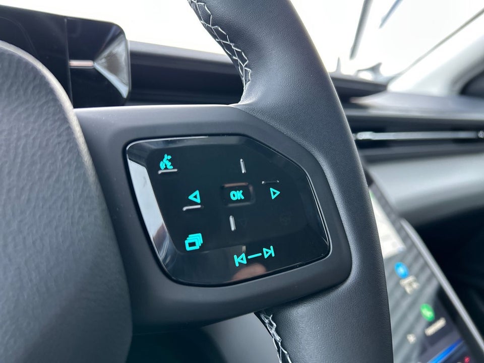 Ford Explorer 77 Select Extended Range Van 5d