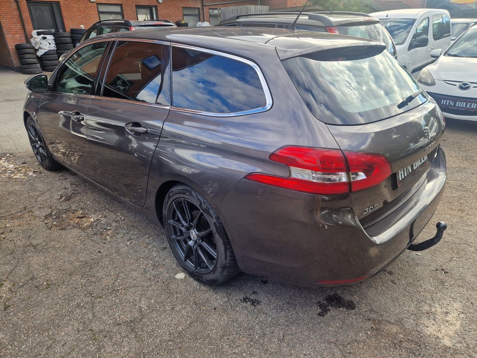 Peugeot 308 1,6 BlueHDi 120 Active SW 5d