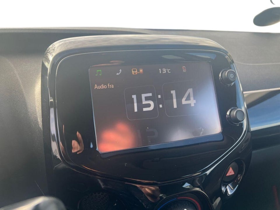 Toyota Aygo 1,0 VVT-i x-press 5d