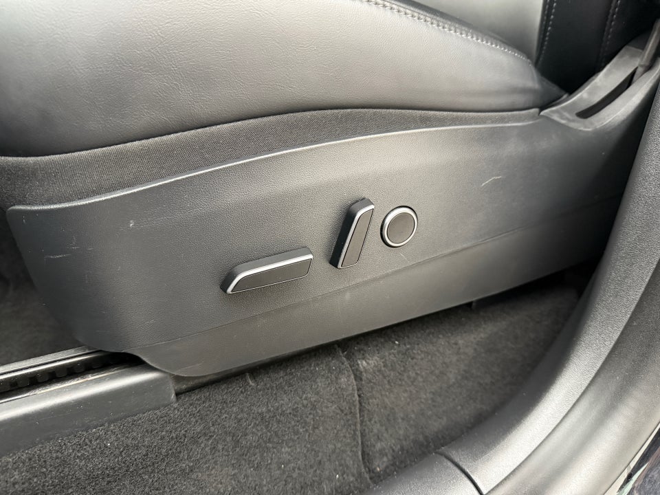 Tesla Model Y RWD 5d